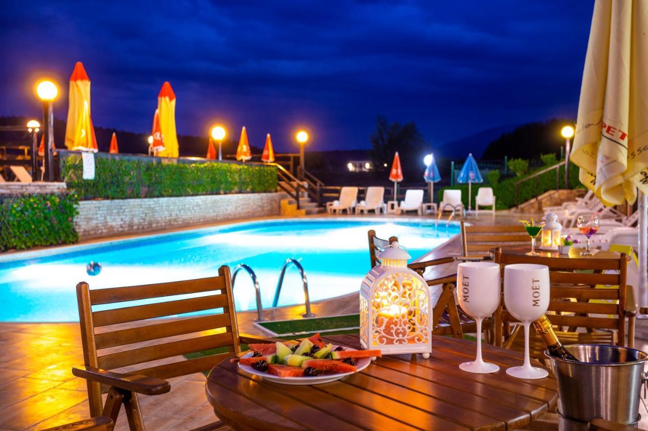 Spa Hotel Aspa Vila サパレヴァ・バニャ エクステリア 写真